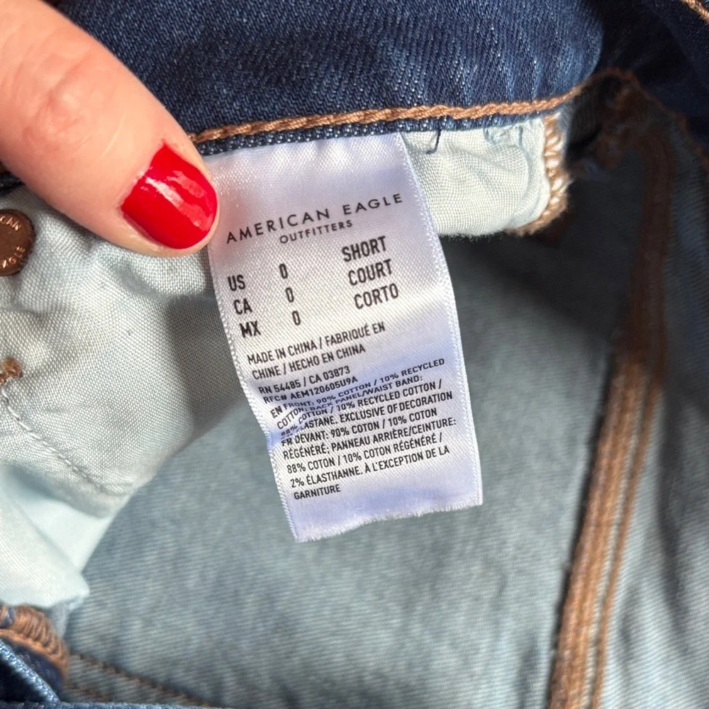 American Eagle Dream Drape Strigid barrel jeans - Picture 2 of 10